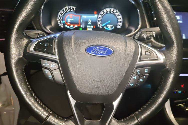 Used Ford Edge 2016 EcoBoost 245 Four-Wheel Drive Titanium 7-Seater