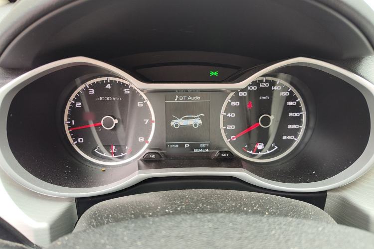 Used Geely Auto Emgrand X7 Sport 2018 1.8TD Automatic Two-Wheel Drive Zhiya Model Instrument Cluster