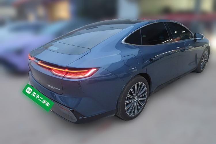 Used Geely Galaxy Galaxy 8 2025 130km EM-P Starship Edition
