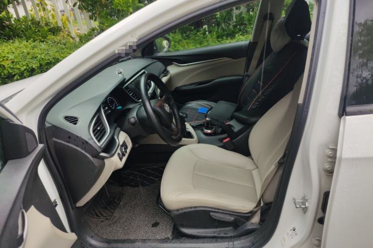 Used Buick GT 2017 15N Manual Elite Version Left Front Seat