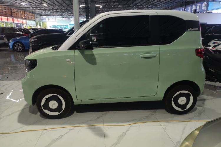Used Wuling Hongguang MINIEV 2021 Macaron Fashion Model Lithium Iron Phosphate