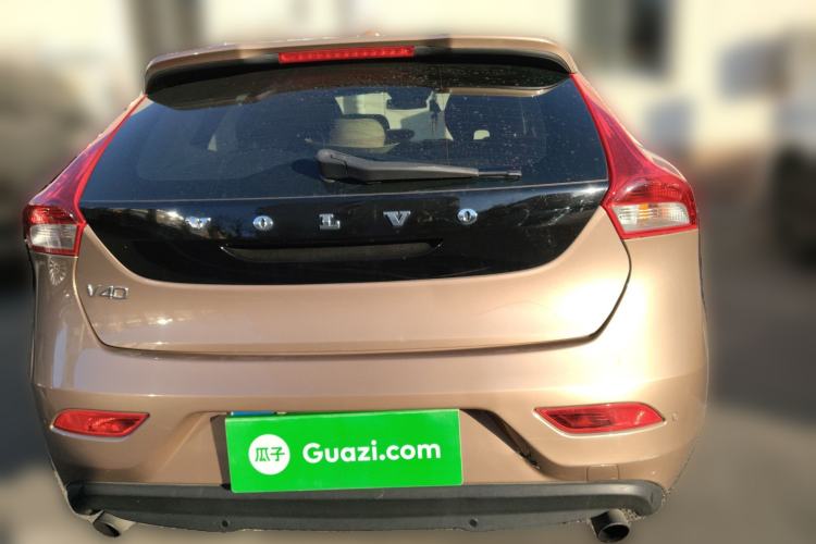 Used Volvo V40 2014 2.0T Zhiya Edition Rear