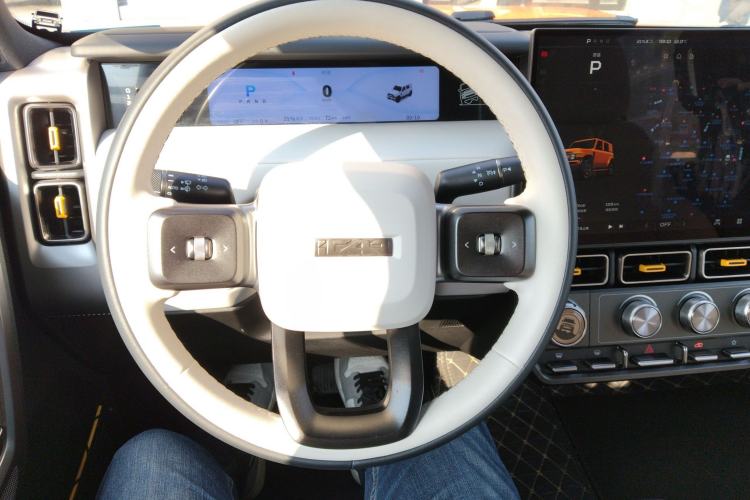 Used iCAR V23 2025 501 Four-Wheel Drive Intelligent Driving Version