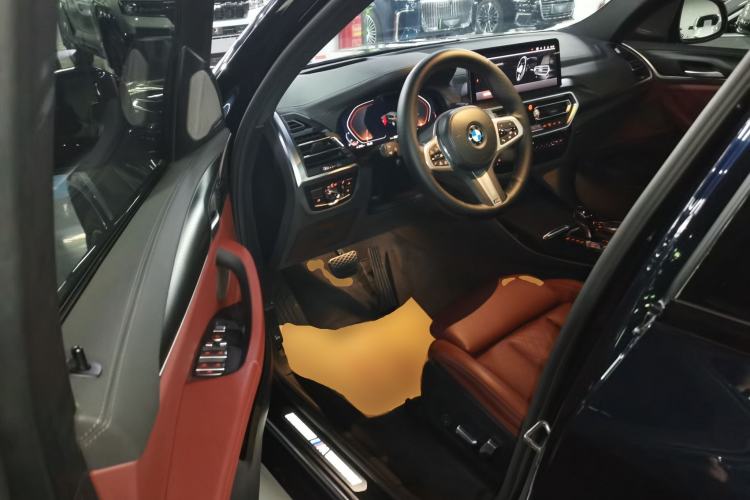 Used BMW X3 2022 Restyled xDrive30i Luxury Edition M Night Sky Package Driver Seat