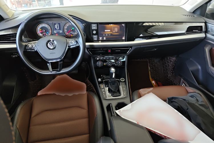 Used Volkswagen Lavida 2019 280TSI DSG Luxury Edition China VI Standard Center Console