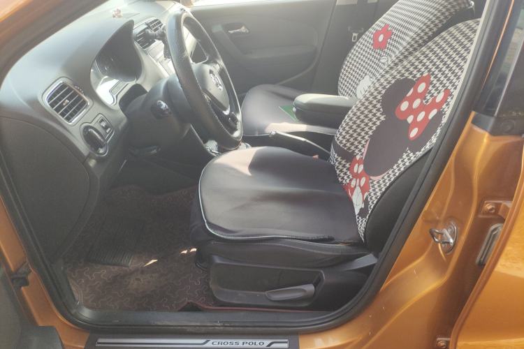 Used Volkswagen Polo 2014 1.6L Cross Polo Automatic
