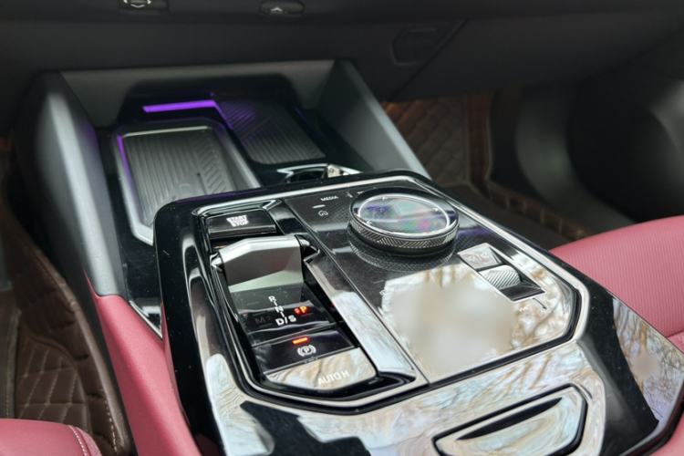 Used BMW 5 Series 2024 530Li Leading Model M Sport Package Interior 1