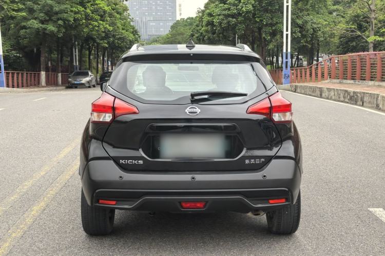 Used Nissan Kicks 2020 1.5L XL CVT Cool Enjoyment Edition Exterior 6