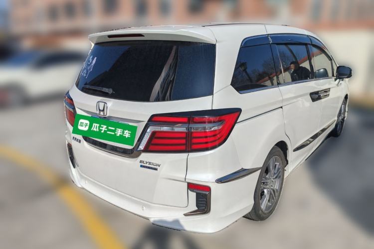 Used Honda Elysion 2019 2.0L Hybrid Luxury Edition
