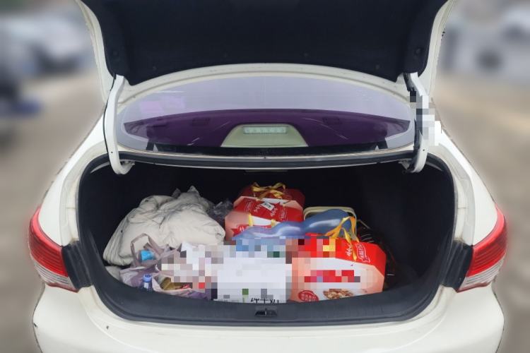 Used Nissan Sylphy 2016 Classic 1.6XE Manual Leading Edition Trunk