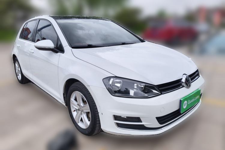 Used Volkswagen Golf 2014 1.4TSI Automatic Comfort Model Front Right 45 Deg