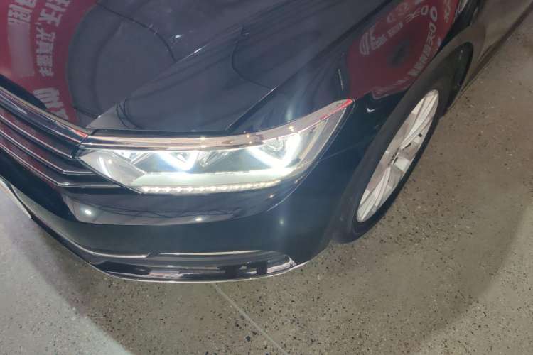 Used Volkswagen Magotan 2019 330TSI DSG Luxury Version China VI Standard
