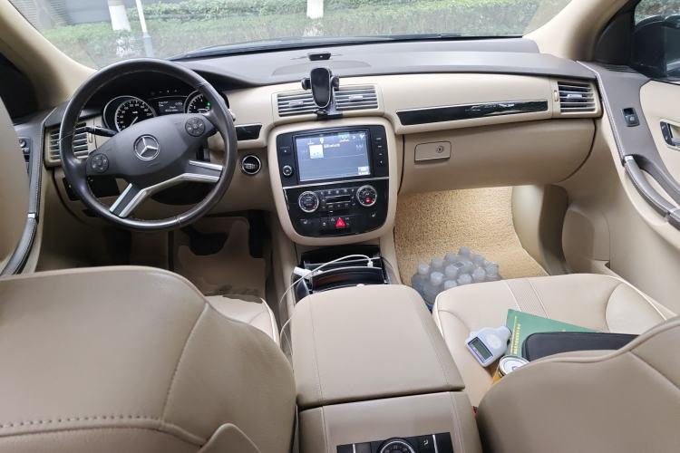 Used Mercedes-Benz R-Class 2014 R 320 4MATIC Business Model