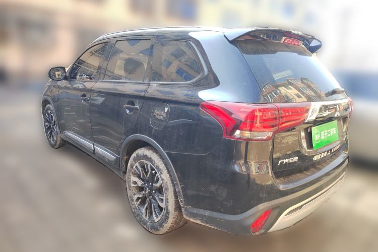 Used Mitsubishi Outlander 2020 2.0L Two-Wheel Drive Enjoyment Version 5 Seats
