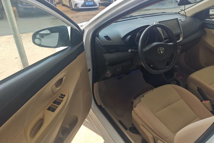 Used Toyota YARiS L Zhi Xuan 2016 Revised 1.5E CVT Charming Edition
