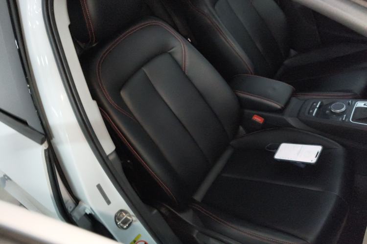 Used Audi Q2L 2021 35 TFSI Progressive Dynamic Edition
