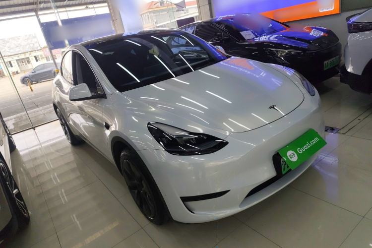 Used Tesla Model Y 2024 Rear-Wheel-Drive Version
