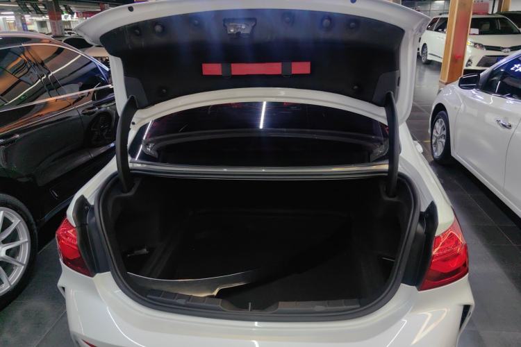 Used BMW 1 Series 2020 125i Leading Model M Sport Package Trunk