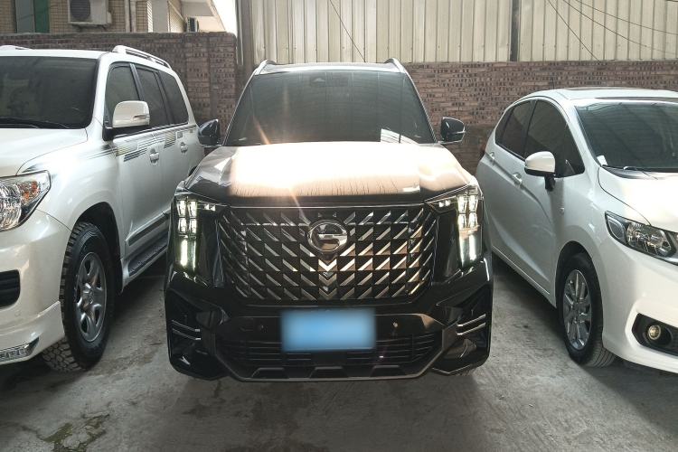 Used GAC Trumpchi GS8 2022 Flagship Series 2.0 TGDI Two-Wheel-Drive Prestige Edition (6-seater) Front