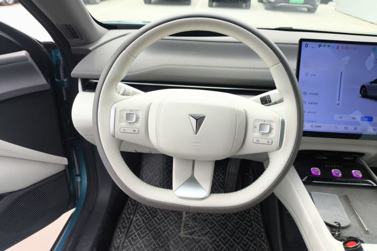 Used Deepal L07 2024 230Max Qiankun Intelligent Driving ADS SE Range-Extended Version
