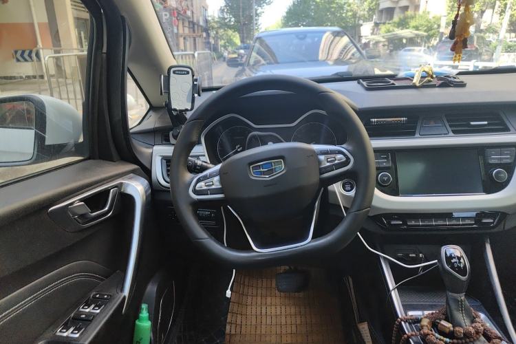 Used Geely Auto Vision X3 2019 Upgraded Model 1.5L CVT Prestige Version Steering Wheel