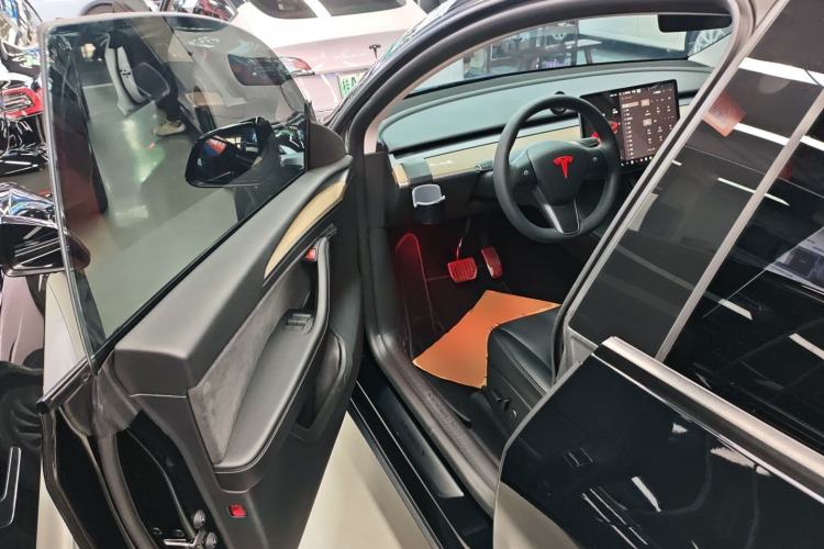 Used Tesla Model Y 2022 Revised Version Long-Range All-Wheel Drive