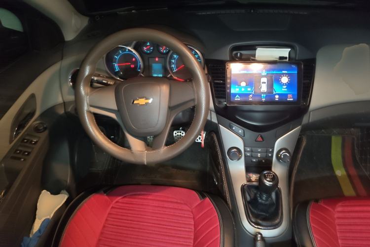 Used Chevrolet Cruze 2013 1.6L SL MT
