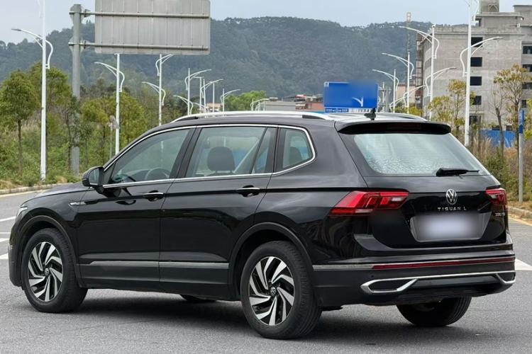 Used Volkswagen Tiguan L 2022 330TSI Automatic Two-Wheel Drive Smart Edition Exterior 4