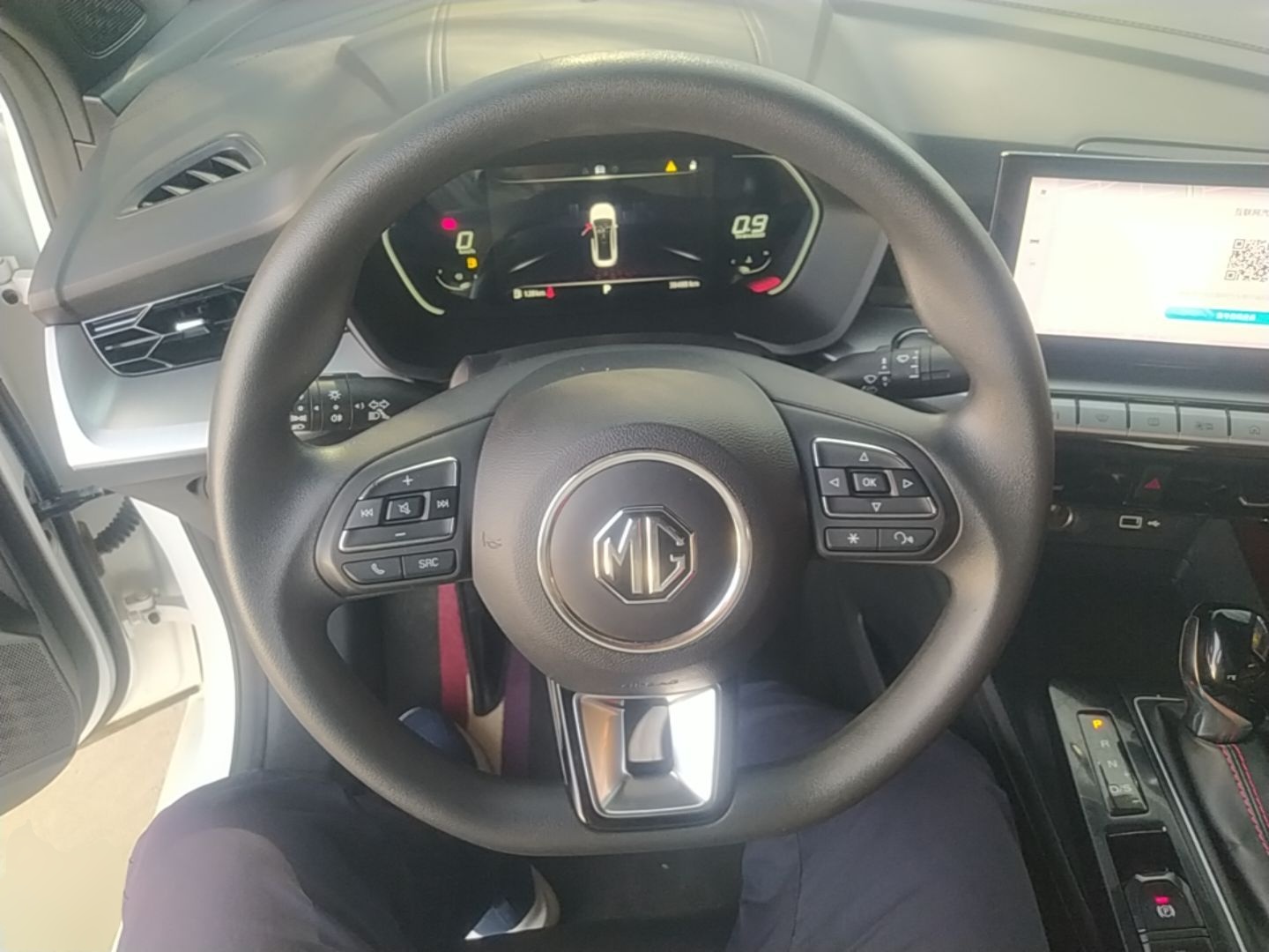 MG 5 2022 180 DVVT CVT Youth Luxury Edition — снимка 13