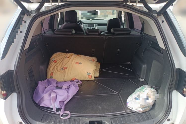 Used Land Rover Discovery Sport 2016 2.0T SE Trunk