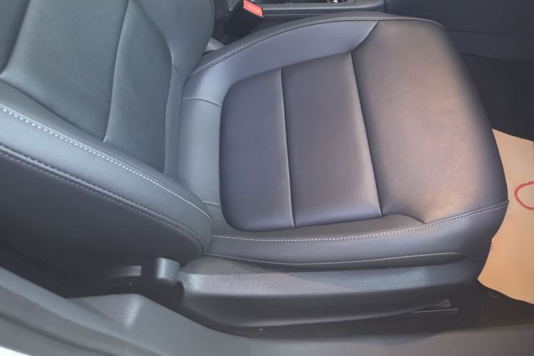 Used Volkswagen Sagitar 2017 230TSI Automatic Comfort Version
