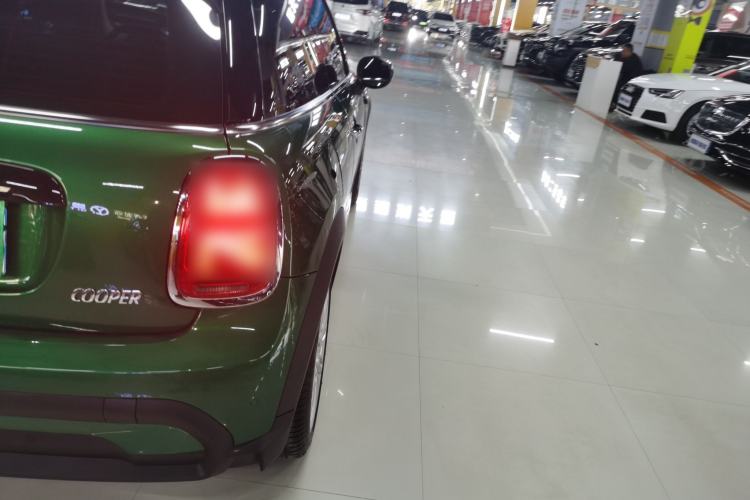 Used MINI MINI 2022 Updated 1.5T COOPER Classic Edition
