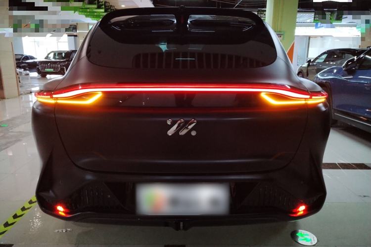 Used IM LS7 2023 90 kWh Elite All-Wheel-Drive Version
