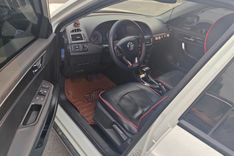 Used Brilliance V5 2014 1.5T Automatic Two-Wheel Drive Sport Model Driver Seat