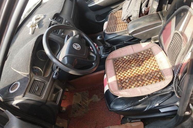 Used Dongfeng Fengon 330 2014 1.5L Manual Utility Version DK15 Left Front Seat