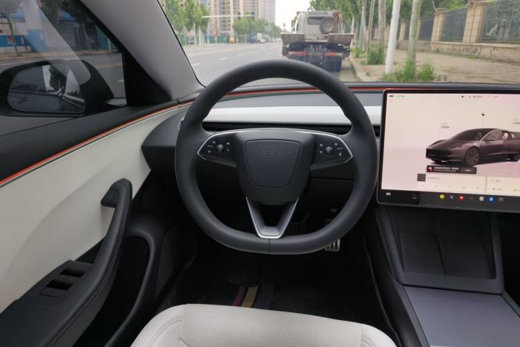 Used Tesla Model 3 2023 Long-Range All-Wheel-Drive Version
