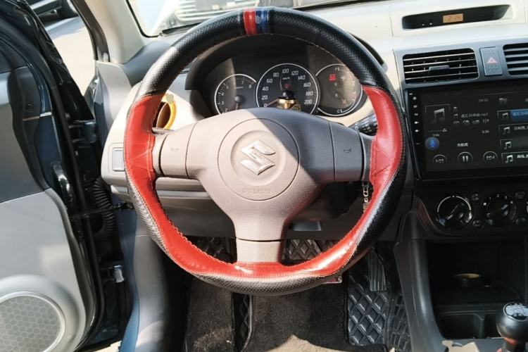 Used Suzuki Swift 2016 1.5L Manual Fashion Edition Cool Play Version
