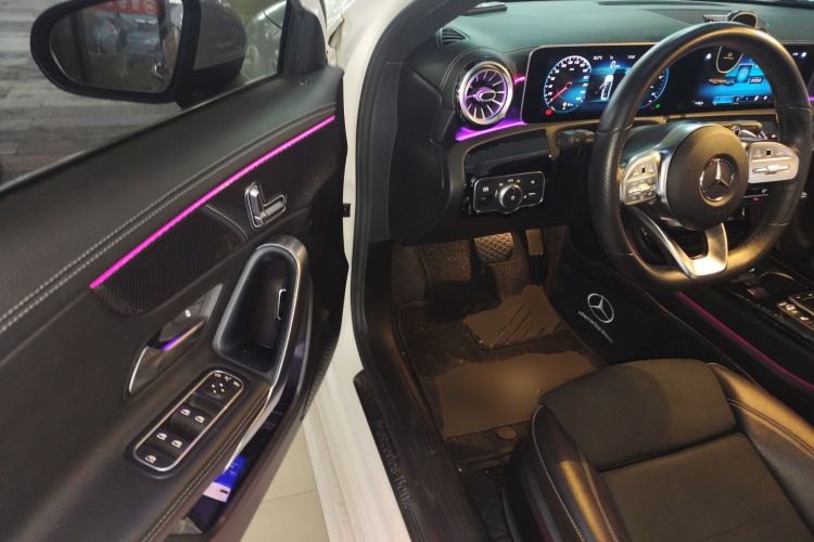 Used Mercedes-Benz A-Class 2020 Restyled A 200 L Sport Sedan Fashion Version Driver Seat