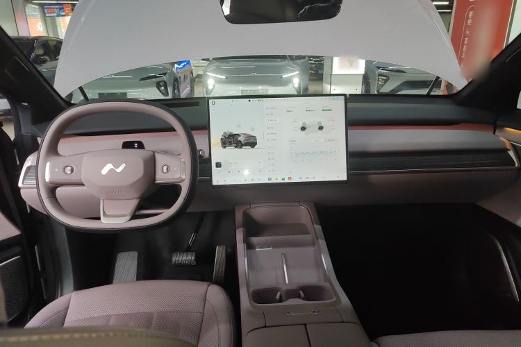 Used ONVO L60 2024 60 kWh Rear-Drive Version
