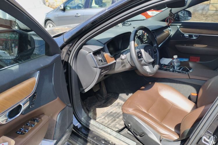 Used Volvo S90 New Energy 2021 T8 eDrive Hybrid Zhiyi Luxury Edition Driver Seat