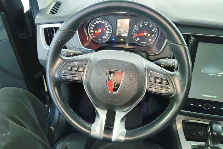 Used Roewe RX5 2018 20T Two-Wheel Drive Automatic Internet Smart Edition
