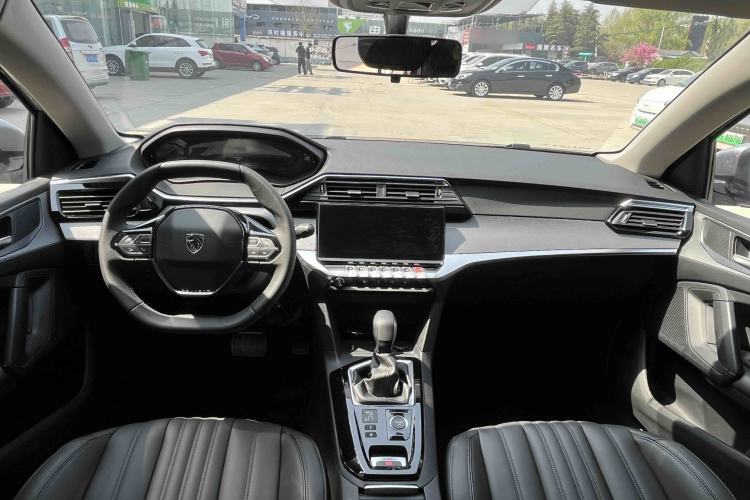 Used Peugeot 408 2022 1.6T Light-Chasing Edition Interior 1