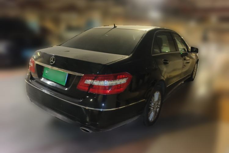 Used Mercedes-Benz E-Class 2011 E 300 L Elegant Model
