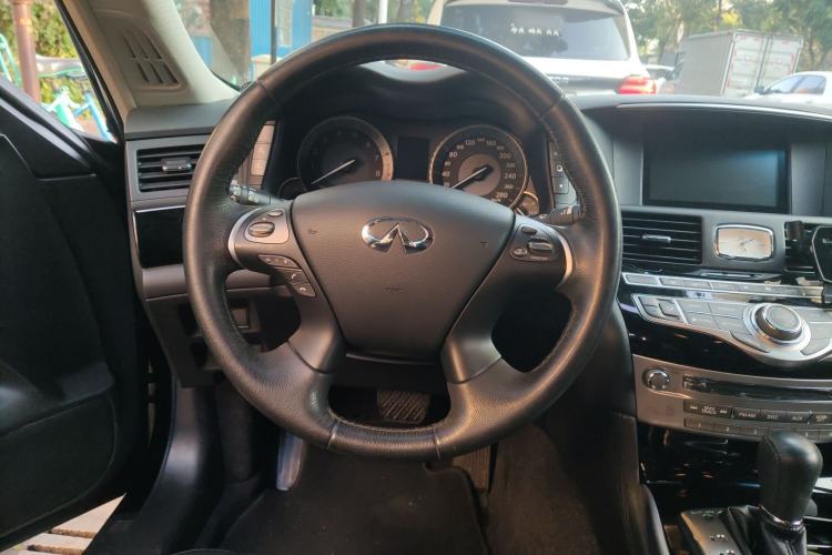 Used Infiniti Q70 2017 Q70L 2.5L Elite Edition
