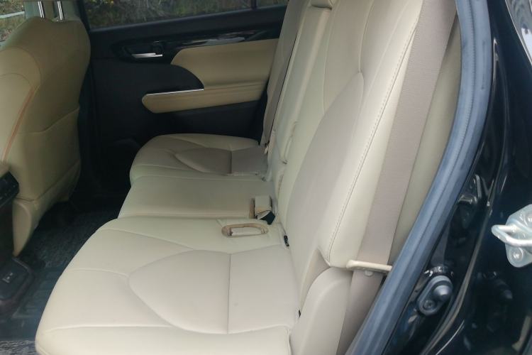 Used Toyota Highlander 2022 Dual-Engine 2.5L Two-Wheel Drive Prestige Edition 7-Seater