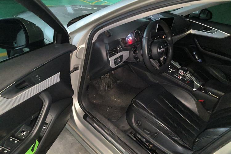 Used Audi A4L 2017 Plus 40 TFSI Fashion Model Driver Seat