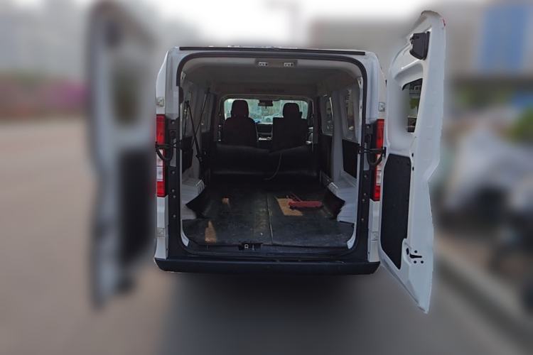 Used Ruichi R5 2025 Model Passenger Vehicle Smart Driving Ultra-Charging Edition, Pioneer Type I