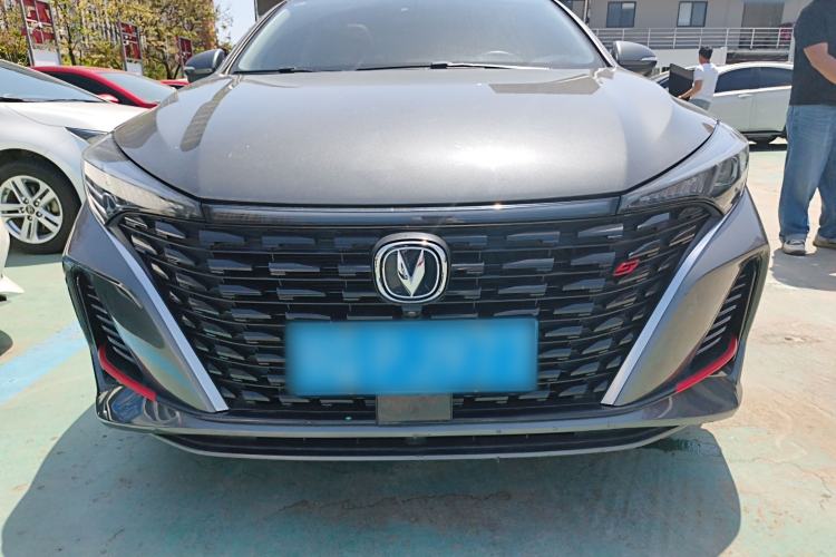 Used CHANGAN Eado 2023 Changan Edition PLUS Blue Whale NE 1.4T GDI DCT Prestige Version
