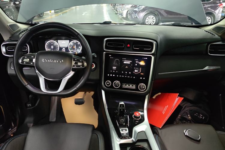 Used Lynk & Co 01 EM-P 2019 1.5T PHEV JingPro National VI Center Console