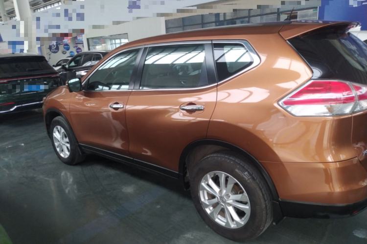 Used Nissan X-Trail 2015 2.0L CVT Comfort MAX Edition 2WD